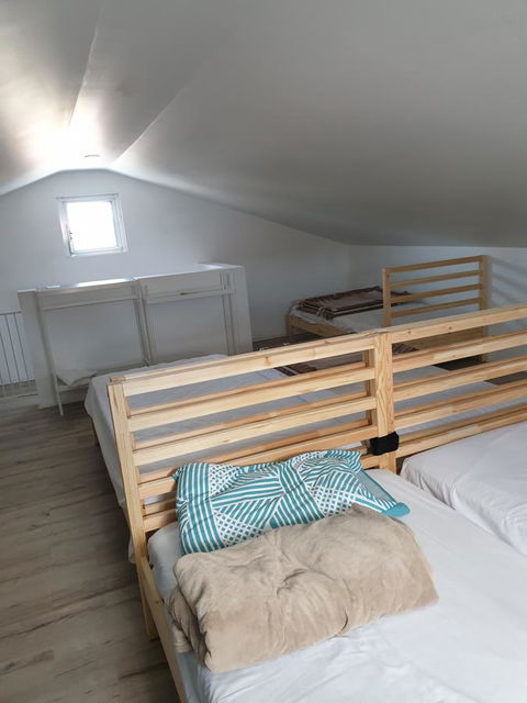 DIANELLA Budget Rooms Happy Place To Stay - Accommodation Port Hedland 4