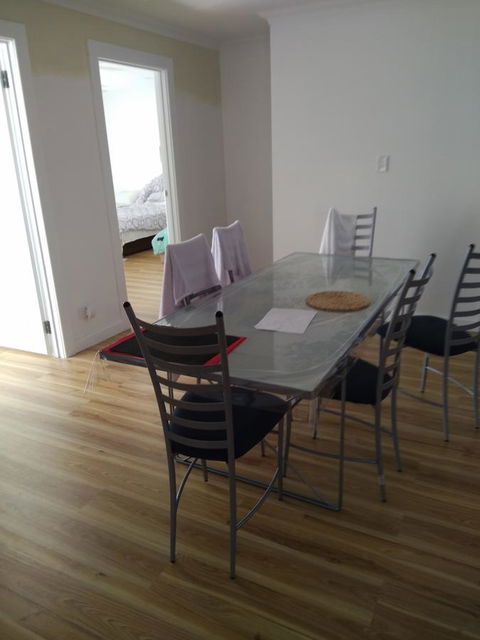 DIANELLA Budget Rooms Happy Place To Stay - Accommodation Port Hedland 34