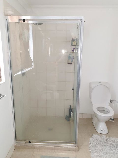 DIANELLA Budget Rooms Happy Place To Stay - Accommodation Port Hedland 12