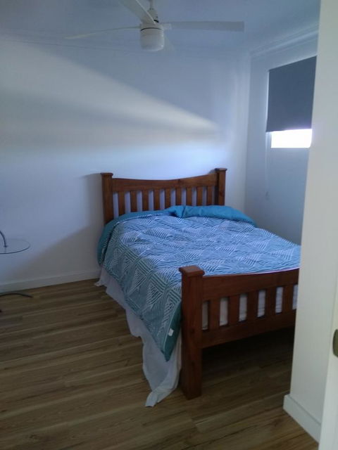 DIANELLA Budget Rooms Happy Place To Stay - Accommodation Port Hedland 36