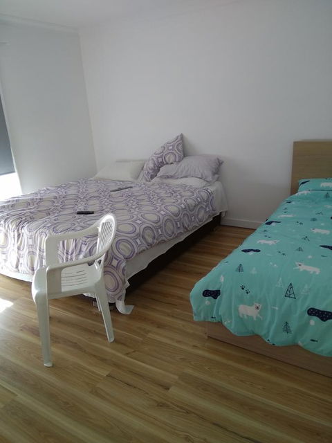 DIANELLA Budget Rooms Happy Place To Stay - Accommodation Port Hedland 35