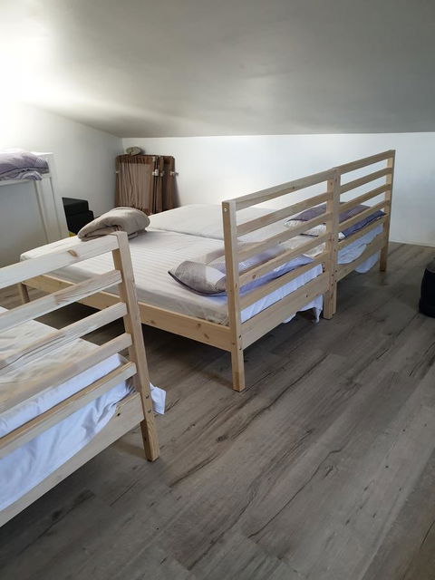 DIANELLA Budget Rooms Happy Place To Stay - Accommodation Port Hedland 21