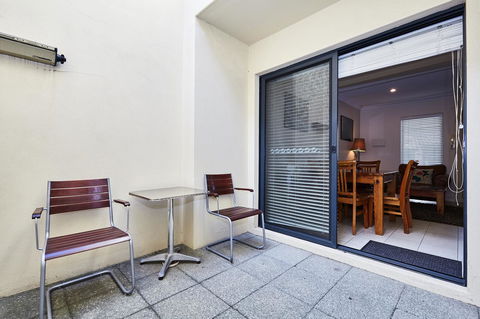 Fremantle Townhouse Unit 6 - Accommodation Port Hedland 2