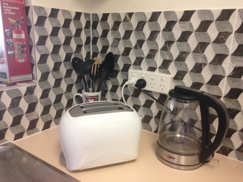 â˜… Stylish Family Home! â˜… - Accommodation Port Hedland 17