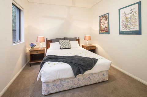 Calm Waters - Accommodation Port Hedland 9