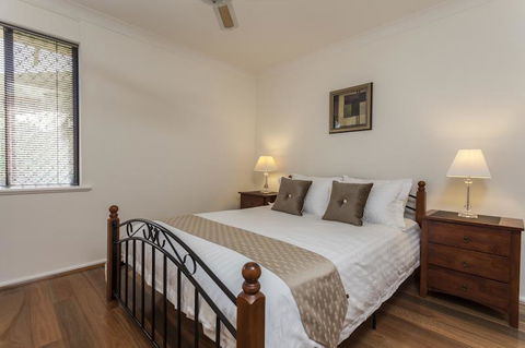 Attadale Excutive Villa - Accommodation Port Hedland 5