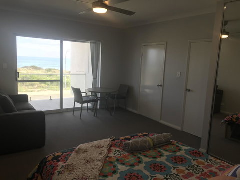 Beach House At SeaScapes.. - Accommodation Port Hedland 12