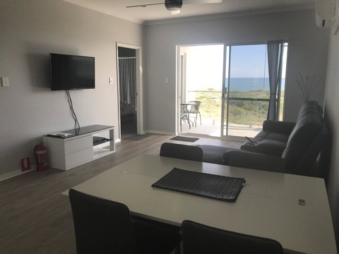 Beach House At SeaScapes.. - Accommodation Port Hedland 20