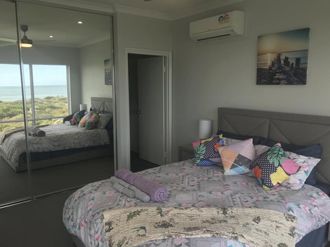 Beach House At SeaScapes.. - Accommodation Port Hedland 8