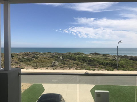 Beach House At SeaScapes.. - Accommodation Port Hedland 15