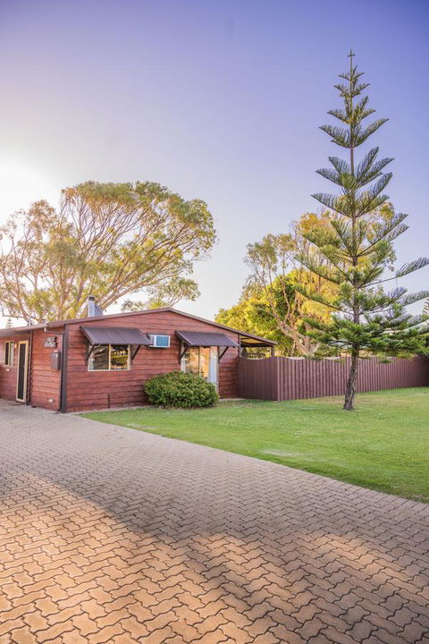 The Bothy Lancelin Family Retreat - Accommodation Port Hedland 11