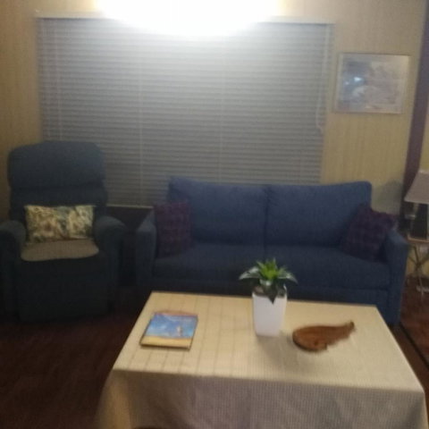 Don\'t Worry Be Happy - Accommodation Port Hedland 7