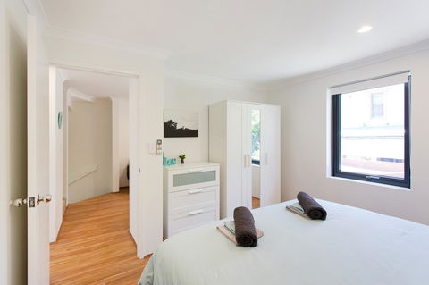 Monument Hill Townhouse - Fremantle - Accommodation Port Hedland 8