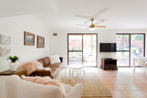 Monument Hill Townhouse - Fremantle - Accommodation Port Hedland 14