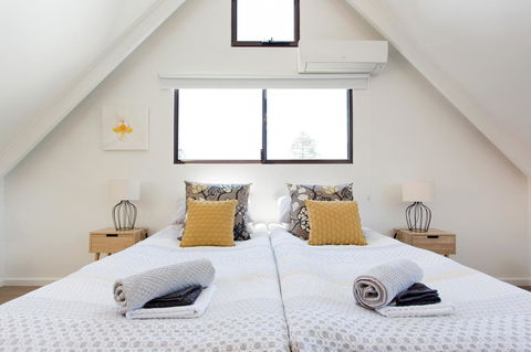 Monument Hill Townhouse - Fremantle - Accommodation Port Hedland 1