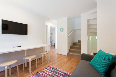 Monument Hill Townhouse - Fremantle - Accommodation Port Hedland 10