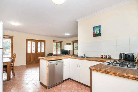 Coranda Lodge - Accommodation Port Hedland 16