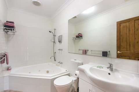 Coranda Lodge - Accommodation Port Hedland 21