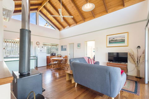 Surfside Ocean Beach Denmark Holiday Accommodation - Accommodation Port Hedland 23