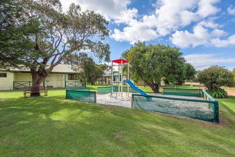 Surfside Ocean Beach Denmark Holiday Accommodation - Accommodation Port Hedland 0