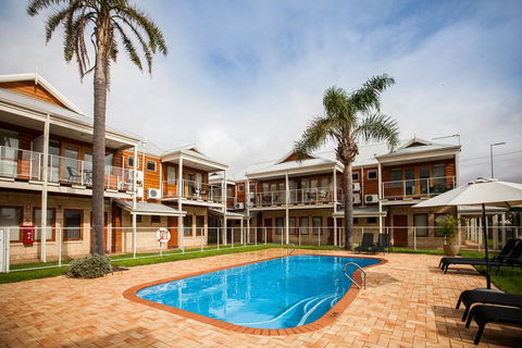 Nightcap At The Ship Inn - Accommodation Port Hedland 33