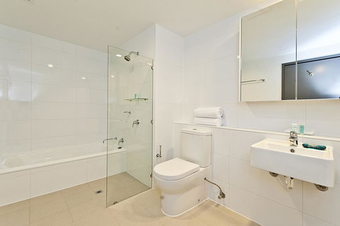 St Catherine\'s On Park - Accommodation Port Hedland 6