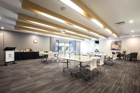 St Catherine\'s On Park - Accommodation Port Hedland 18