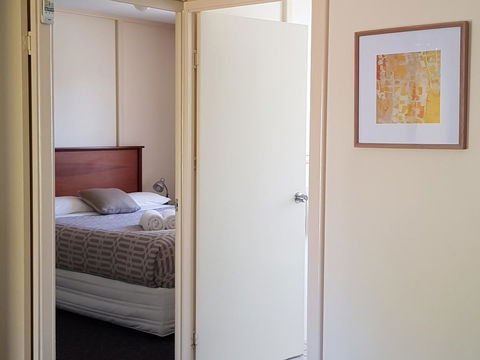 Park Avenue Holiday Units - Accommodation Port Hedland 18