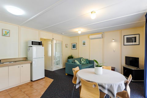 Park Avenue Holiday Units - Accommodation Port Hedland 16