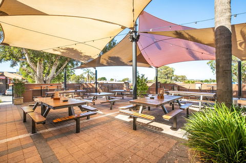 Nightcap At Wanneroo Tavern - Accommodation Port Hedland 29
