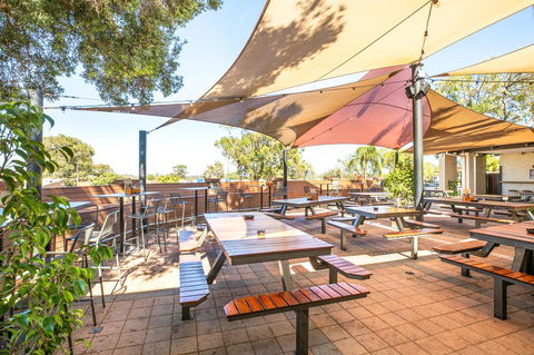 Nightcap At Wanneroo Tavern - Accommodation Port Hedland 7