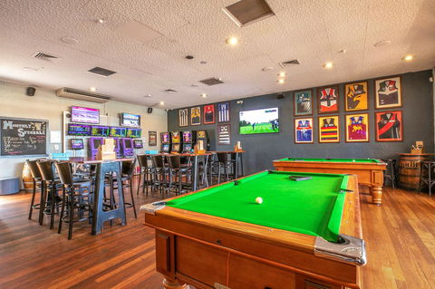 Nightcap At Wanneroo Tavern - Accommodation Port Hedland 5