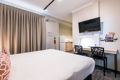 Nightcap At Wanneroo Tavern - Accommodation Port Hedland 11