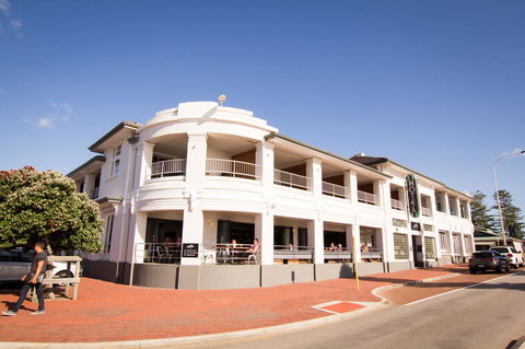 Cottesloe Beach Hotel - Accommodation Port Hedland 0