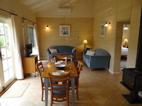 Big Brook Retreat - Accommodation Port Hedland 1