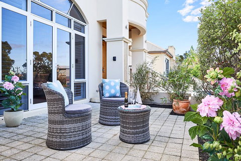 Sorrento Beach Manor - Accommodation Port Hedland 1