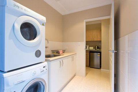 Sorrento Beach Manor - Accommodation Port Hedland 23