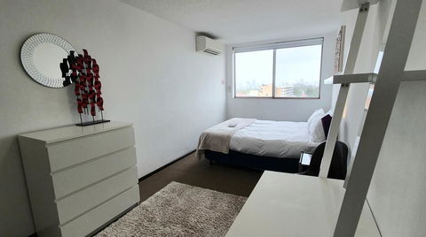 Lawley Luxury Views - Perth City, Swan River - Accommodation Port Hedland 7
