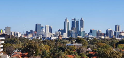 Lawley Luxury Views - Perth City, Swan River - Accommodation Port Hedland 0