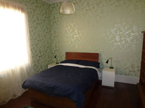 The Russell House - Accommodation Port Hedland 11