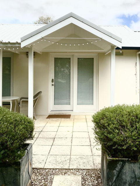 Whitesands Holiday Villas - Accommodation Port Hedland 2