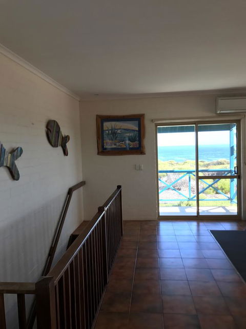 Surf Views - Accommodation Port Hedland 5