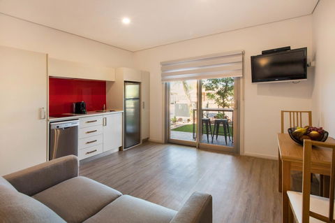 Latitude20 The Dunes - Accommodation Port Hedland 3