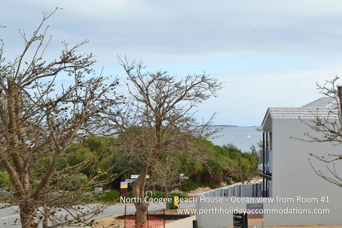 North Coogee Beach House - Accommodation Port Hedland 8
