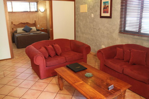 Blue Seas Resort - Accommodation Port Hedland 18