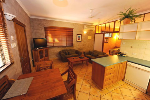 Blue Seas Resort - Accommodation Port Hedland 13