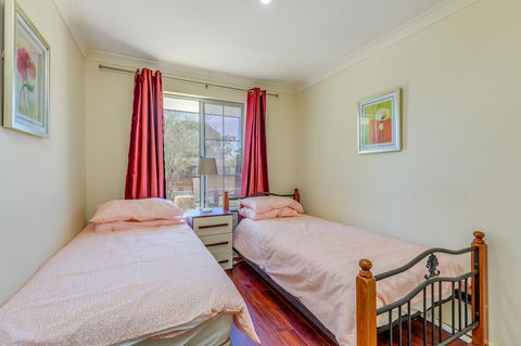 Brilliant, Neat, Convenient, Family-friendly House - Accommodation Port Hedland 10