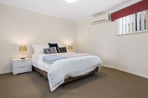 Como South Perth Villa - Accommodation Port Hedland 28