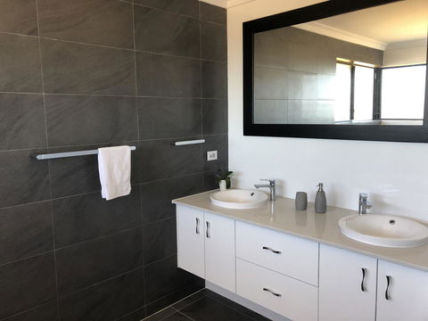 The Shak Kalbarri - Accommodation Port Hedland 9
