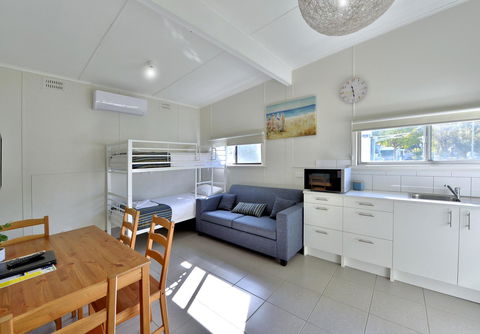 Mandurah Coastal Holiday Park - Accommodation Port Hedland 5